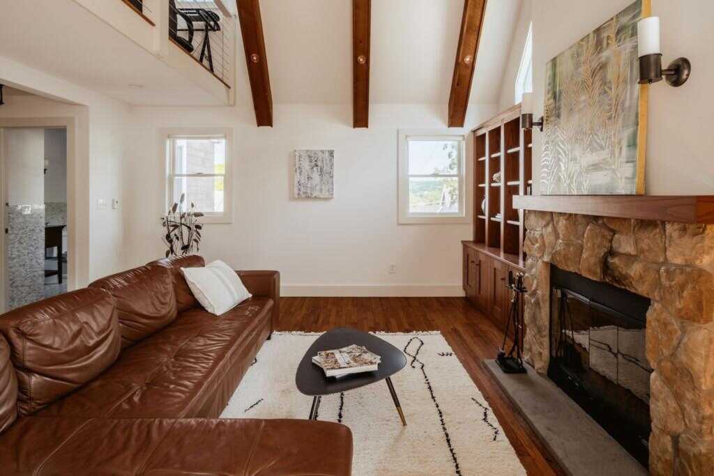 22 Corning Street, Rhinebeck, NY 12574 - Photo 8 of 47