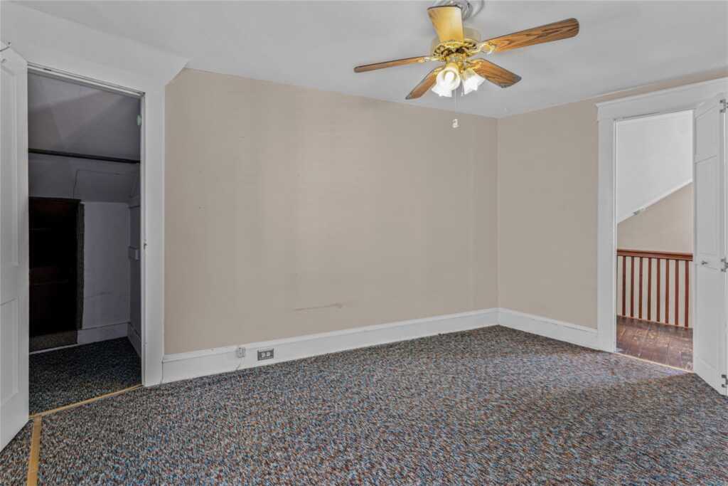 429 Albany Avenue, Kingston, NY 12401 - Photo 10 of 12