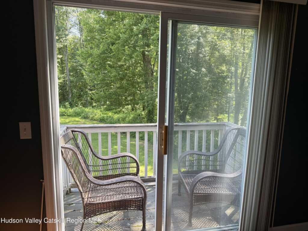 21 Easy Street, Hurley, NY 12443 - Photo 10 of 14