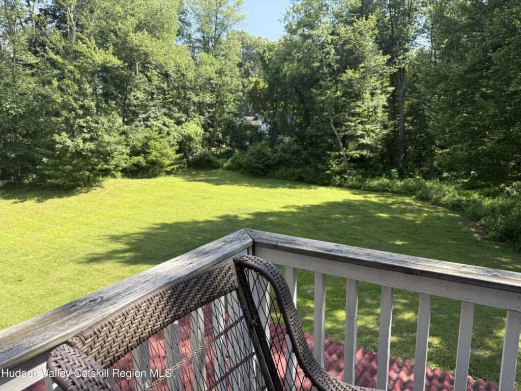 21 Easy Street, Hurley, NY 12443 - Photo 8 of 14