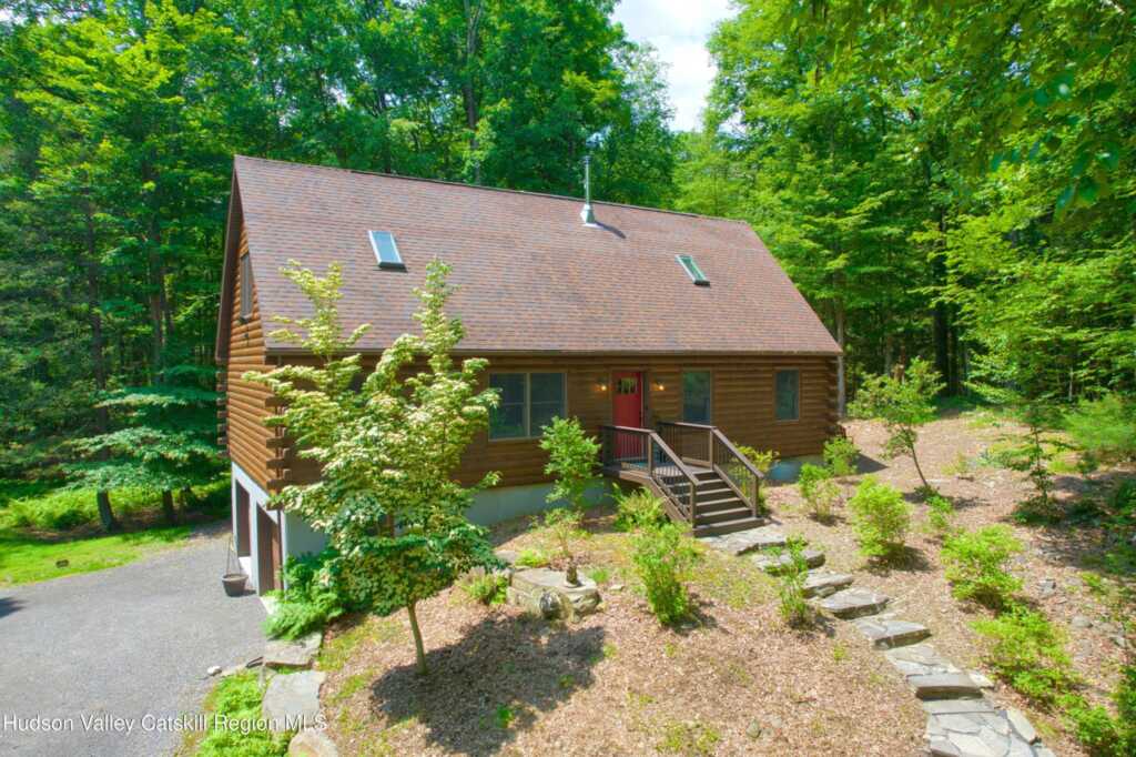 81 Soper Road, New Paltz, NY 12561