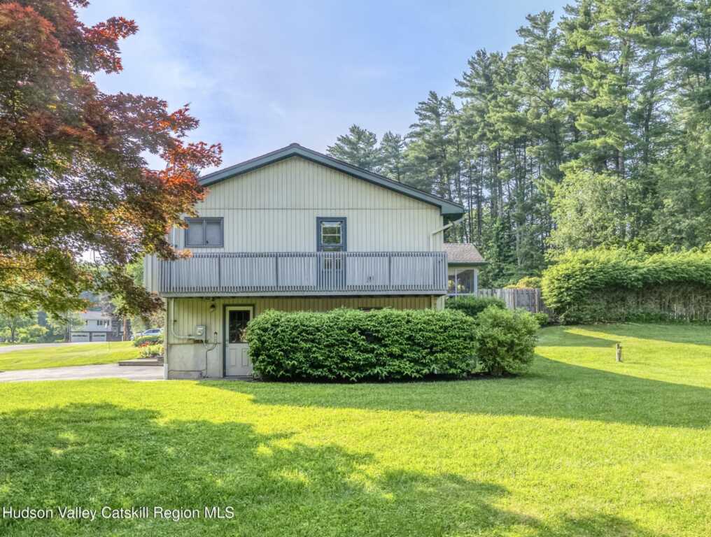 14 Kemble Terrace, Hurley, NY 12443 - Photo 6 of 46