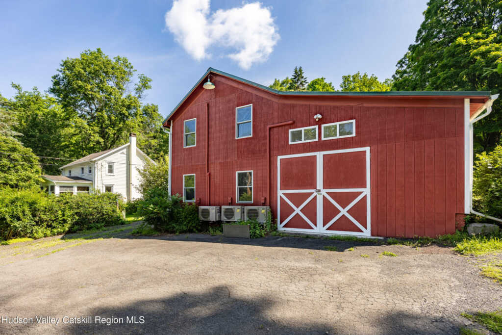 125 Mountain Rest Road Road, New Paltz, NY 12561 - Photo 3 of 43