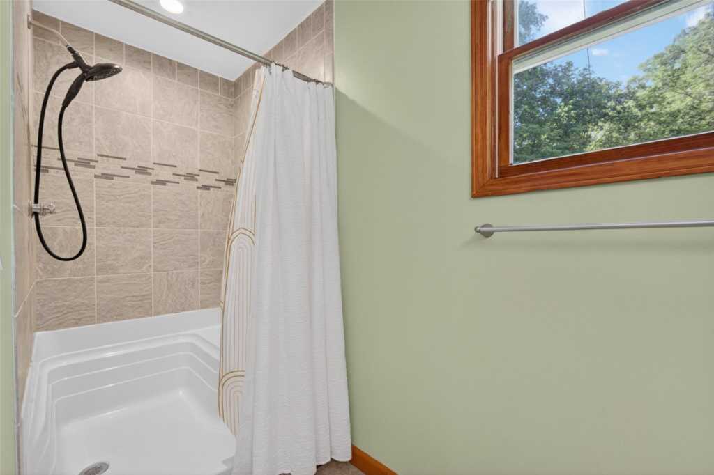 4 Mary Ann Avenue, Saugerties, NY 12477 - Photo 28 of 47