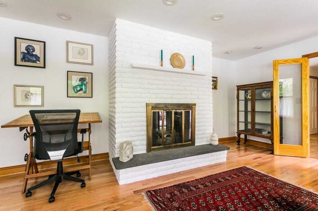 4 Mary Ann Avenue, Saugerties, NY 12477 - Photo 6 of 47