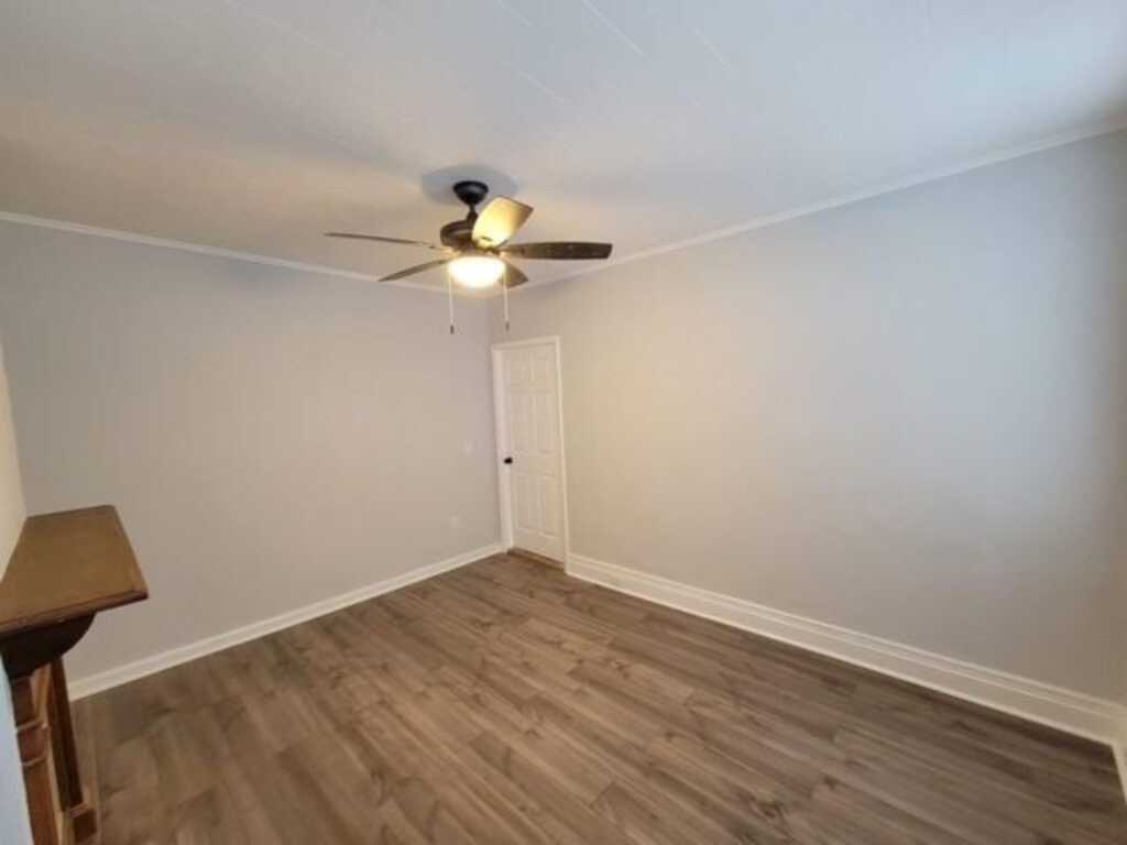 105 Partition St, Saugerties, NY 12477 - Photo 2 of 8