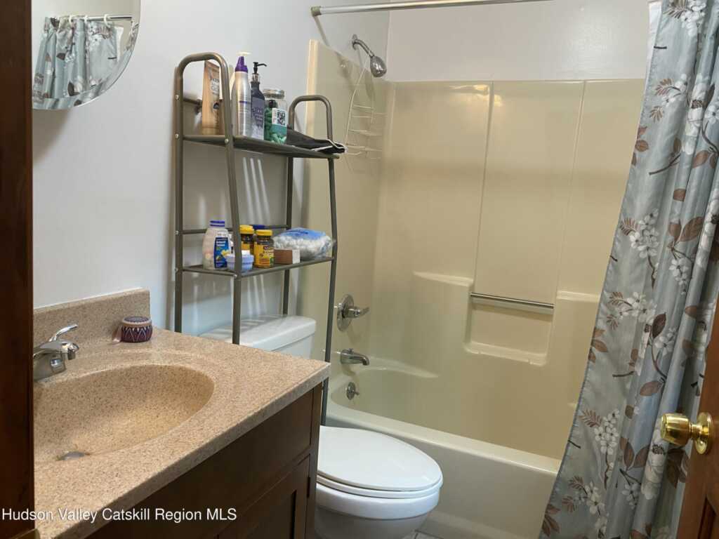 22 Beacham, Rhinebeck, NY 12572 - Photo 48 of 50