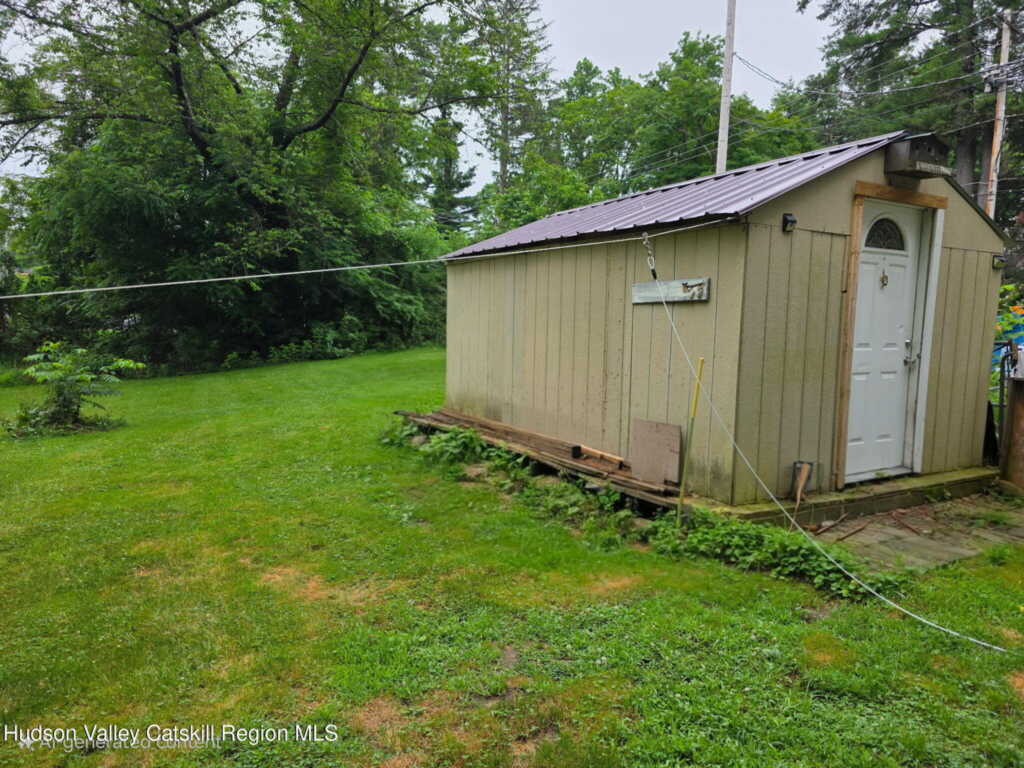 647 Hickory Bush Rd Road, Kingston, NY 12401 - Photo 10 of 26