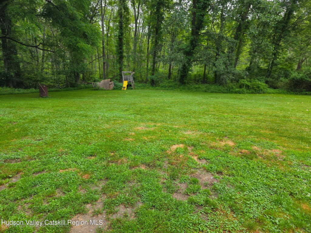 647 Hickory Bush Rd Road, Kingston, NY 12401 - Photo 8 of 26
