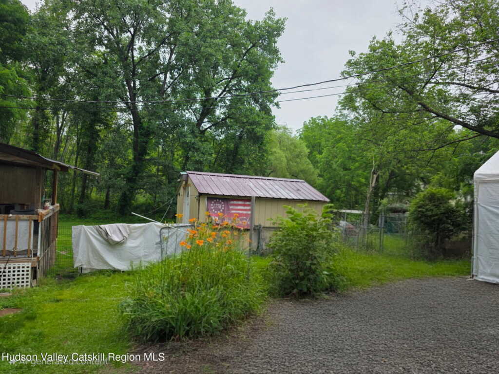 647 Hickory Bush Rd Road, Kingston, NY 12401 - Photo 9 of 26