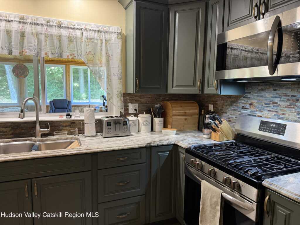 101 Marius Street Street, Kingston, NY 12401 - Photo 7 of 33