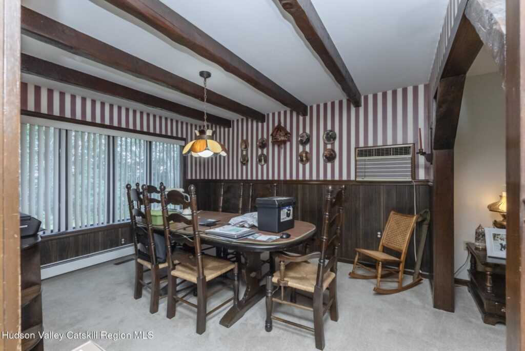 135 Hilltop Road, Saugerties, NY 12477 - Photo 11 of 49