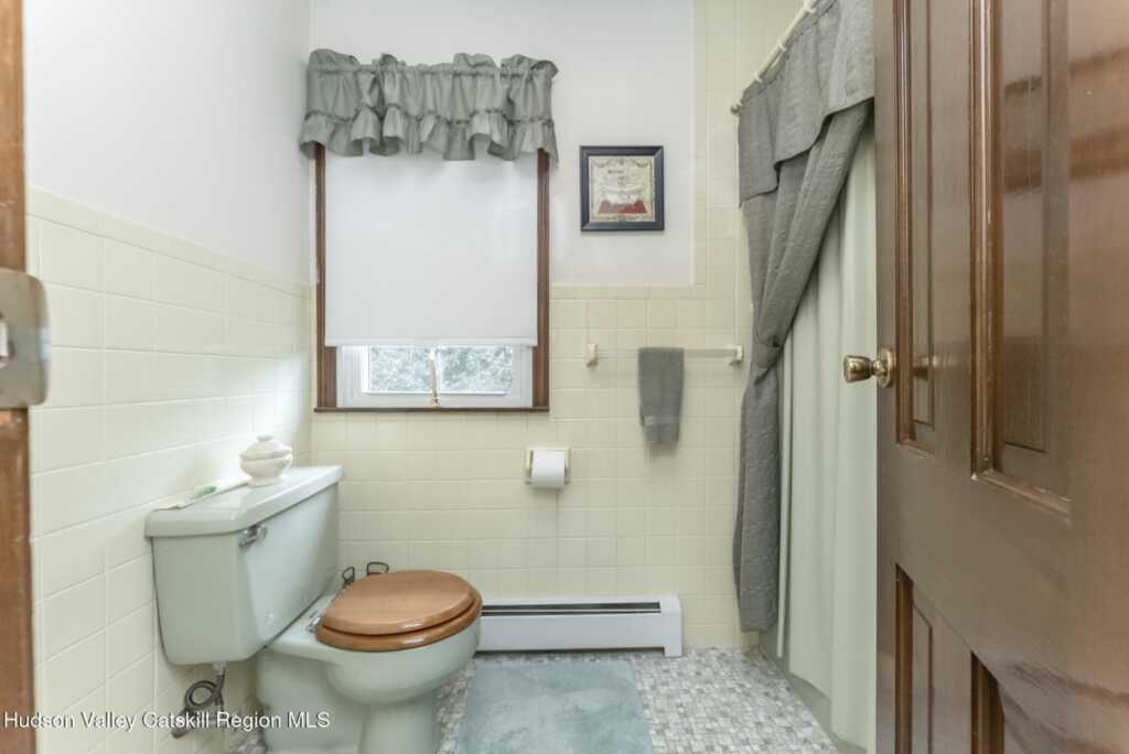 135 Hilltop Road, Saugerties, NY 12477 - Photo 35 of 49