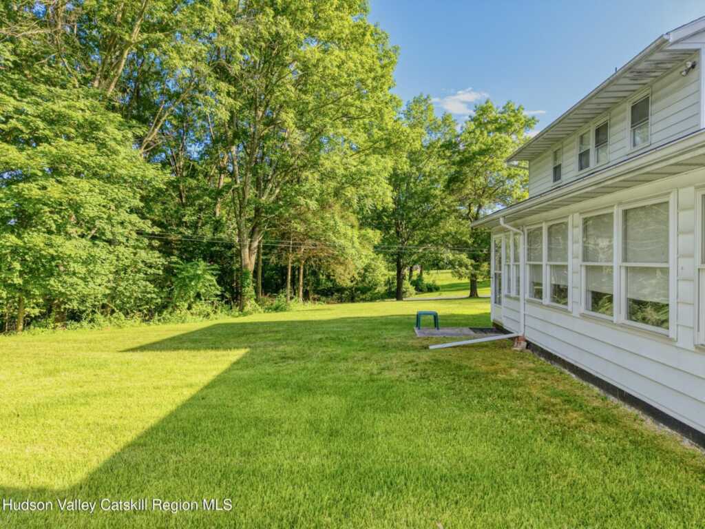 135 Hilltop Road, Saugerties, NY 12477 - Photo 42 of 49
