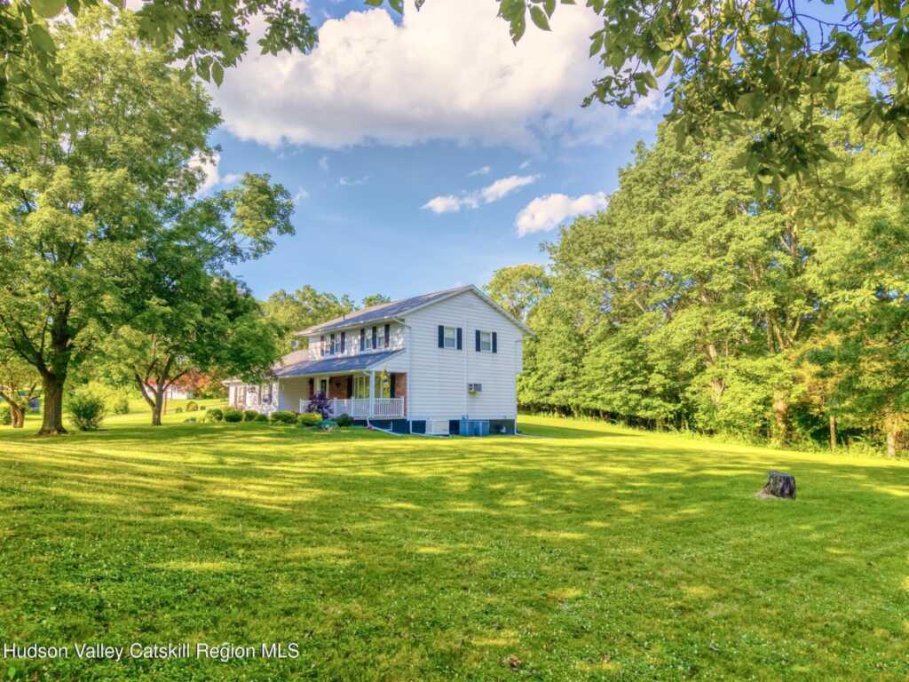 135 Hilltop Road, Saugerties, NY 12477 - Photo 45 of 49