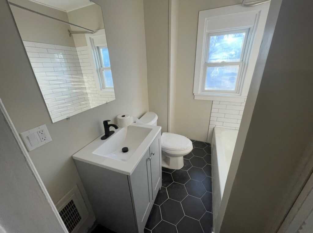 118 Linderman Avenue, Unit #2B, Kingston, NY 12401 - Photo 8 of 8