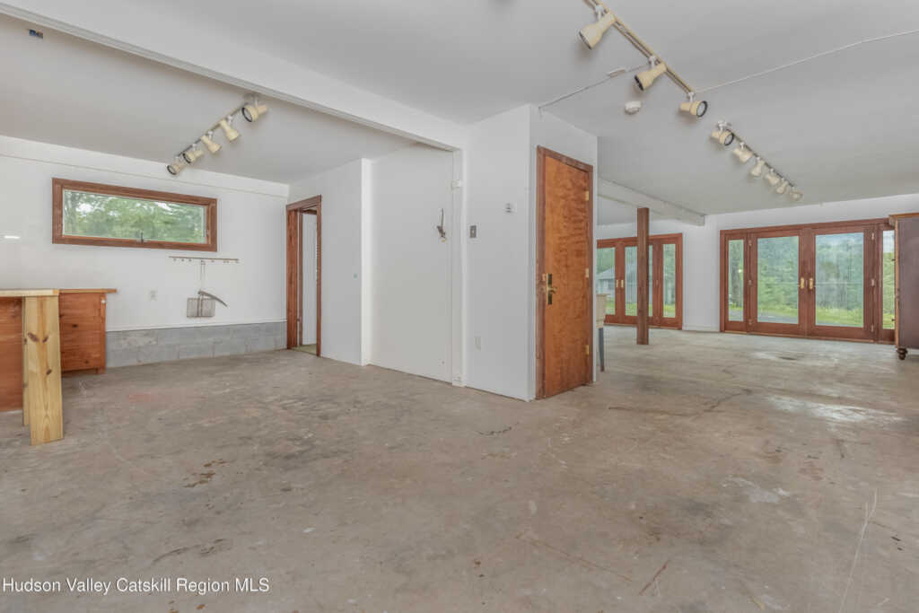 128 Newcut Road, Woodstock, NY 12498 - Photo 42 of 50