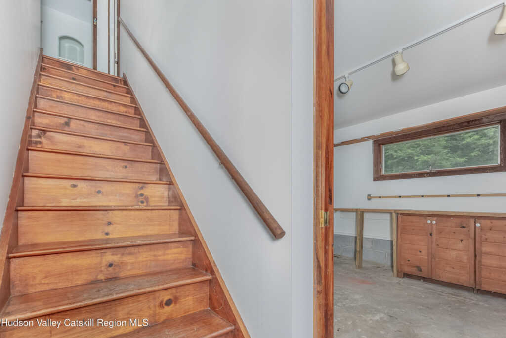 128 Newcut Road, Woodstock, NY 12498 - Photo 43 of 50