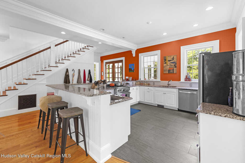 11 Grogkill Rd Road, Woodstock, NY 12498 - Photo 12 of 48