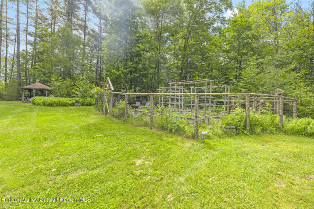 11 Grogkill Rd Road, Woodstock, NY 12498 - Photo 37 of 48