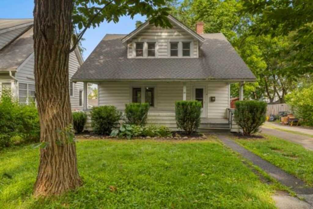 13 Manheim Boulevard, New Paltz, NY 12561