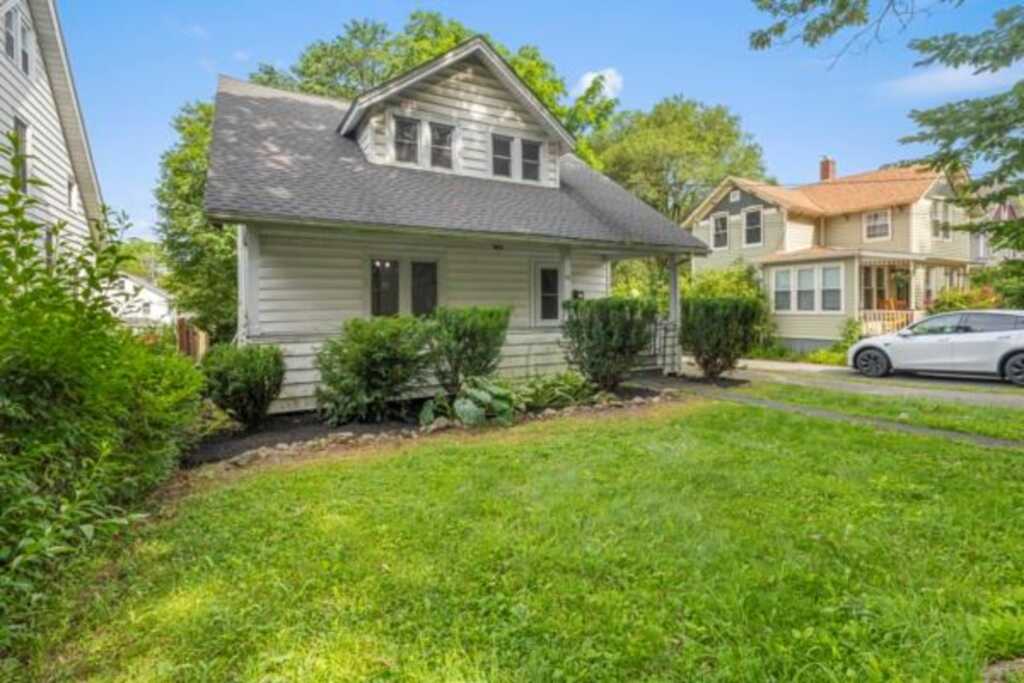13 Manheim Boulevard, New Paltz, NY 12561 - Photo 5 of 23