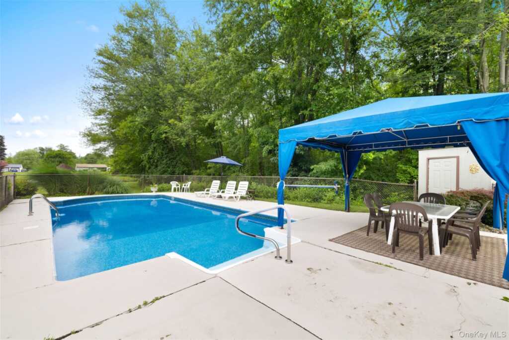 11 Brouck Ferris Boulevard, New Paltz, NY 12561 - Photo 30 of 39
