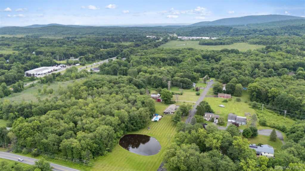 11 Brouck Ferris Boulevard, New Paltz, NY 12561 - Photo 31 of 39