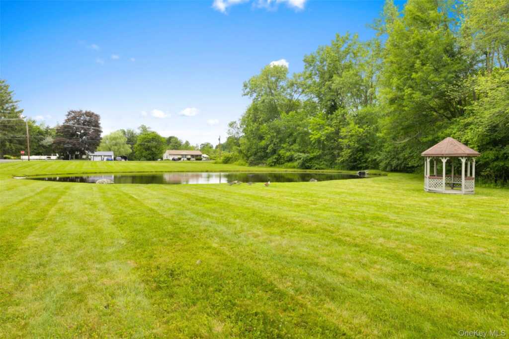 11 Brouck Ferris Boulevard, New Paltz, NY 12561 - Photo 35 of 39