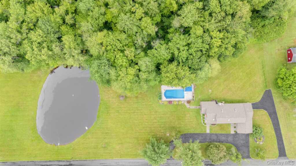 11 Brouck Ferris Boulevard, New Paltz, NY 12561 - Photo 4 of 39