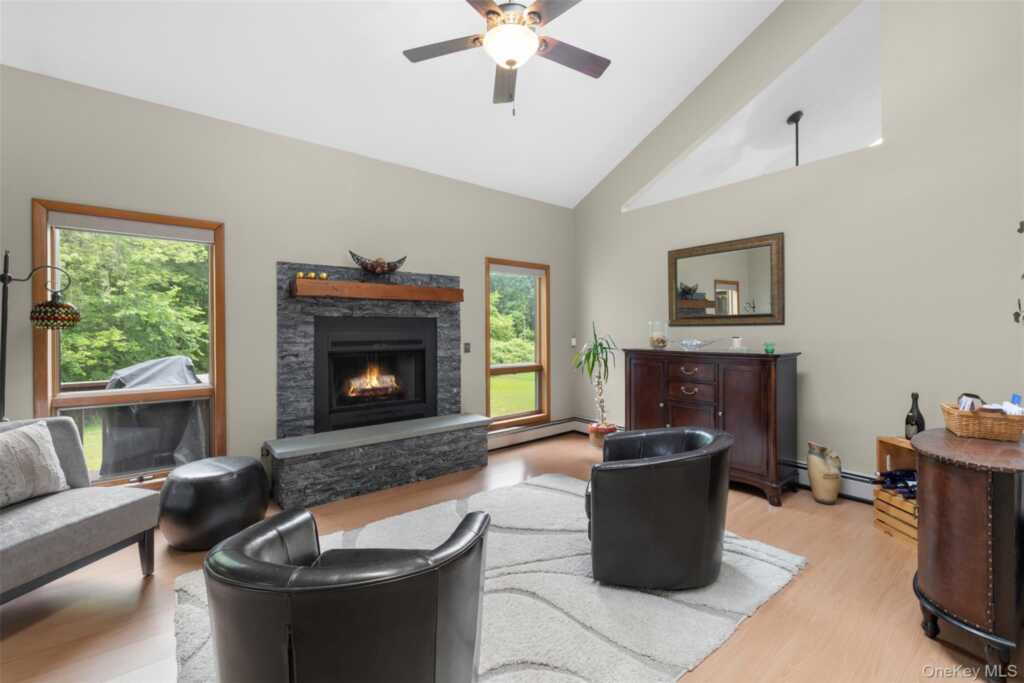 11 Brouck Ferris Boulevard, New Paltz, NY 12561 - Photo 9 of 39