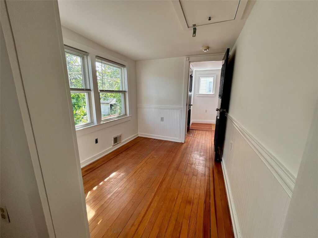 55 Smith Avenue, Kingston, NY 12401 - Photo 13 of 22