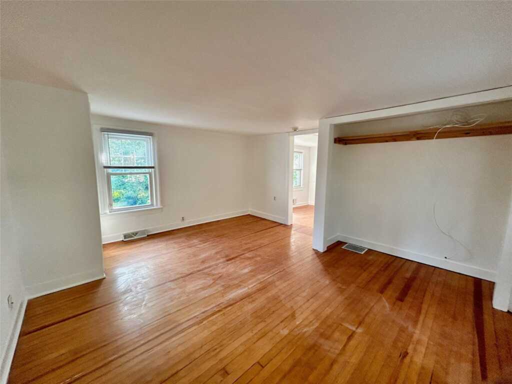 55 Smith Avenue, Kingston, NY 12401 - Photo 16 of 22