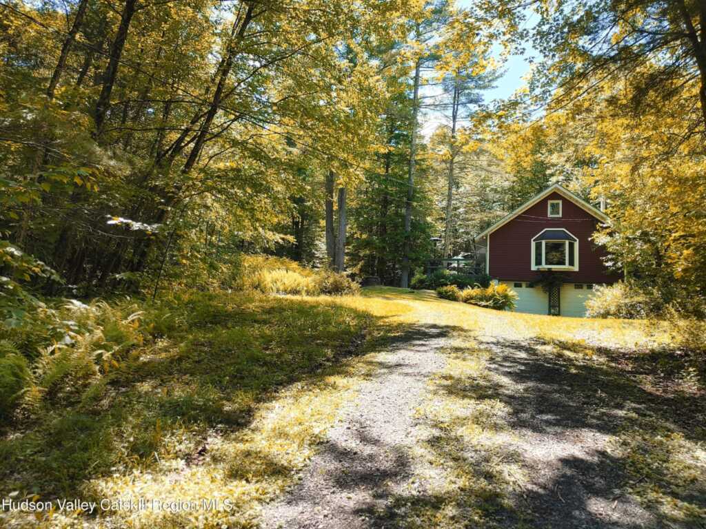 249 High Street, Phoenicia, NY 12464 - Photo 8 of 35
