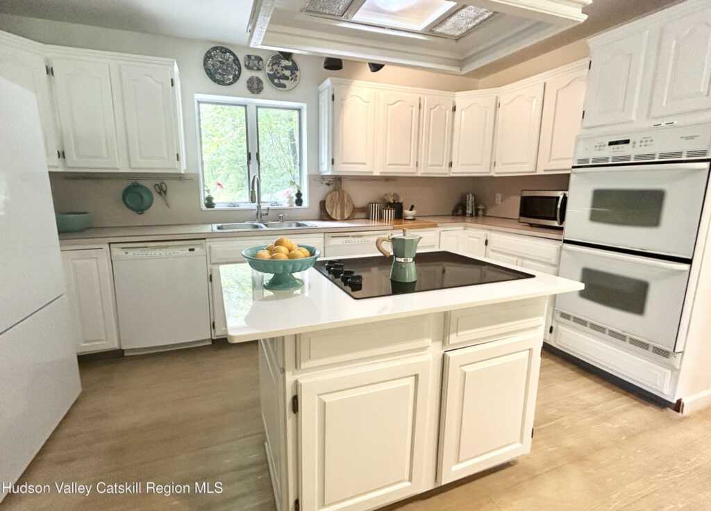 483 Mountain Road, High Falls, NY 12440 - Photo 10 of 49