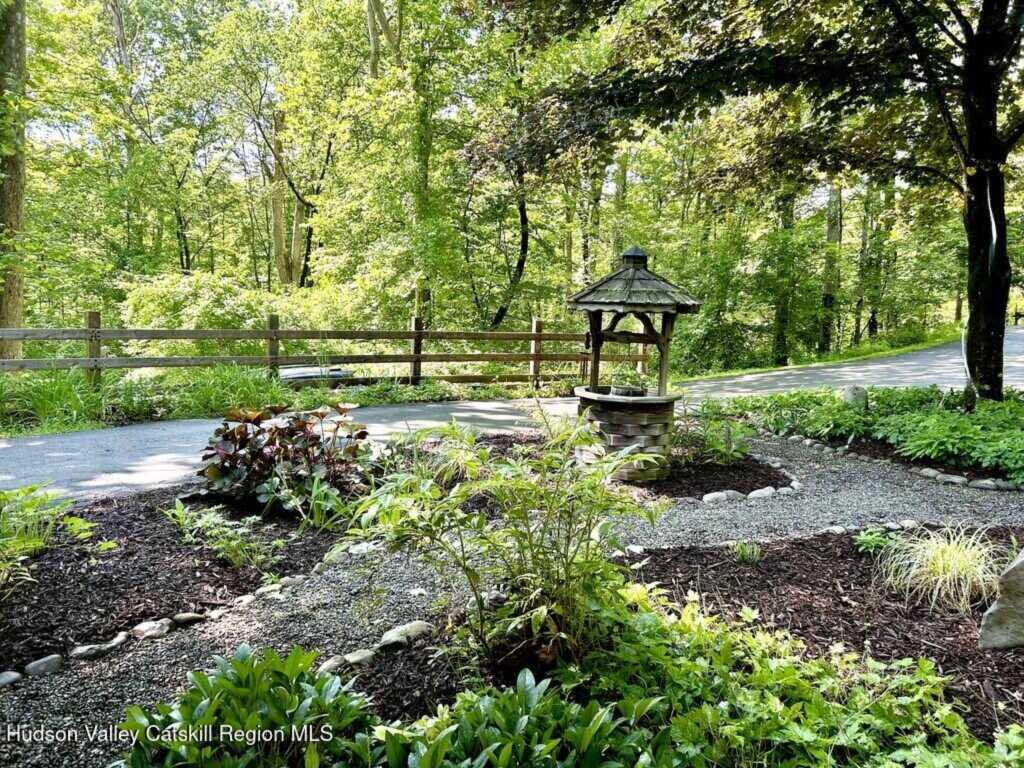 483 Mountain Road, High Falls, NY 12440 - Photo 2 of 49