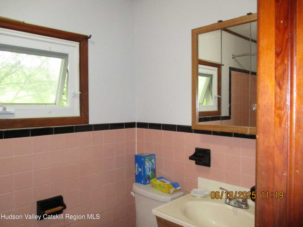 9 Lighthouse Drive, Saugerties, NY 12477 - Photo 14 of 16