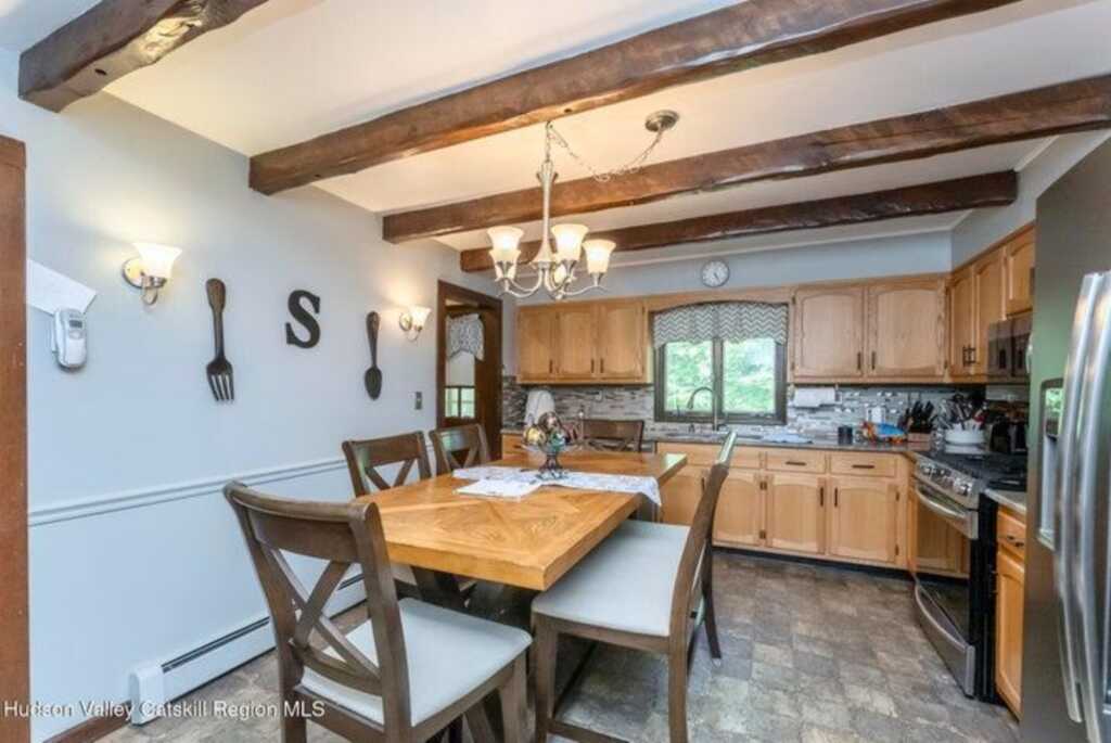 135 Hilltop Road, Saugerties, NY 12477 - Photo 13 of 48