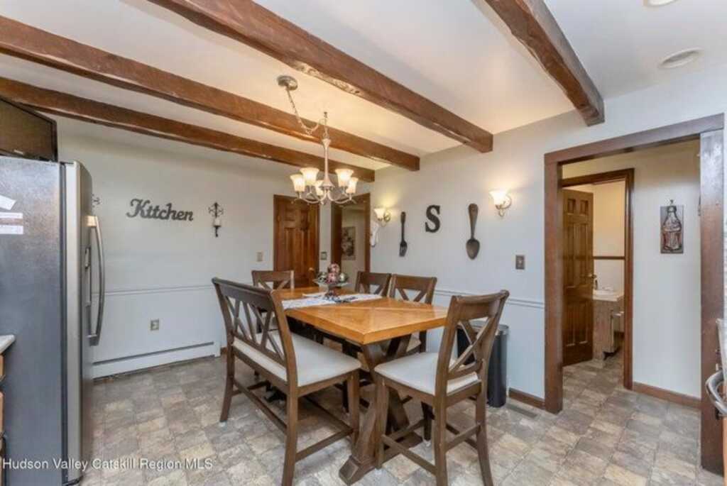 135 Hilltop Road, Saugerties, NY 12477 - Photo 15 of 48