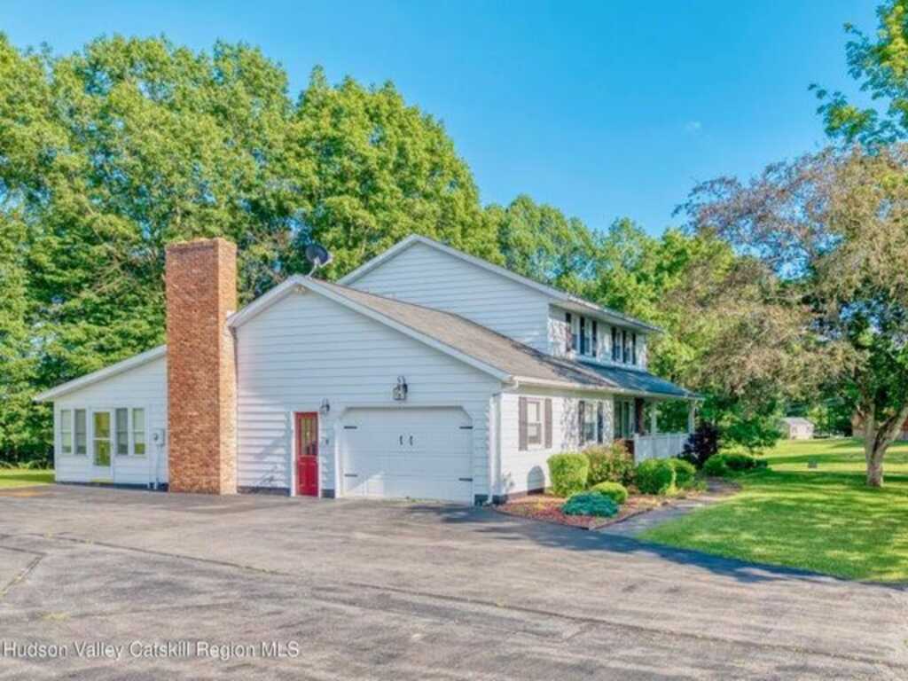 135 Hilltop Road, Saugerties, NY 12477 - Photo 40 of 48