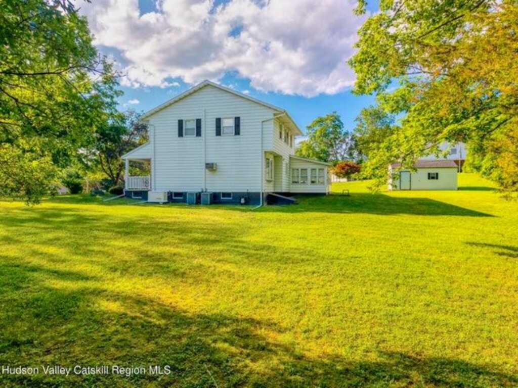 135 Hilltop Road, Saugerties, NY 12477 - Photo 42 of 48