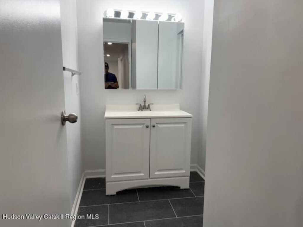 500 Washington Avenue, Unit #11d, Kingston, NY 12401 - Photo 9 of 11