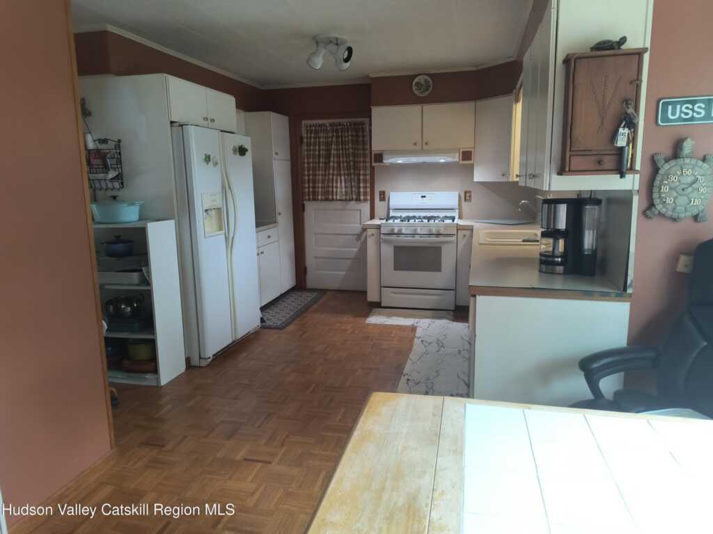 36 Finger Street, Saugerties, NY 12477 - Photo 10 of 25