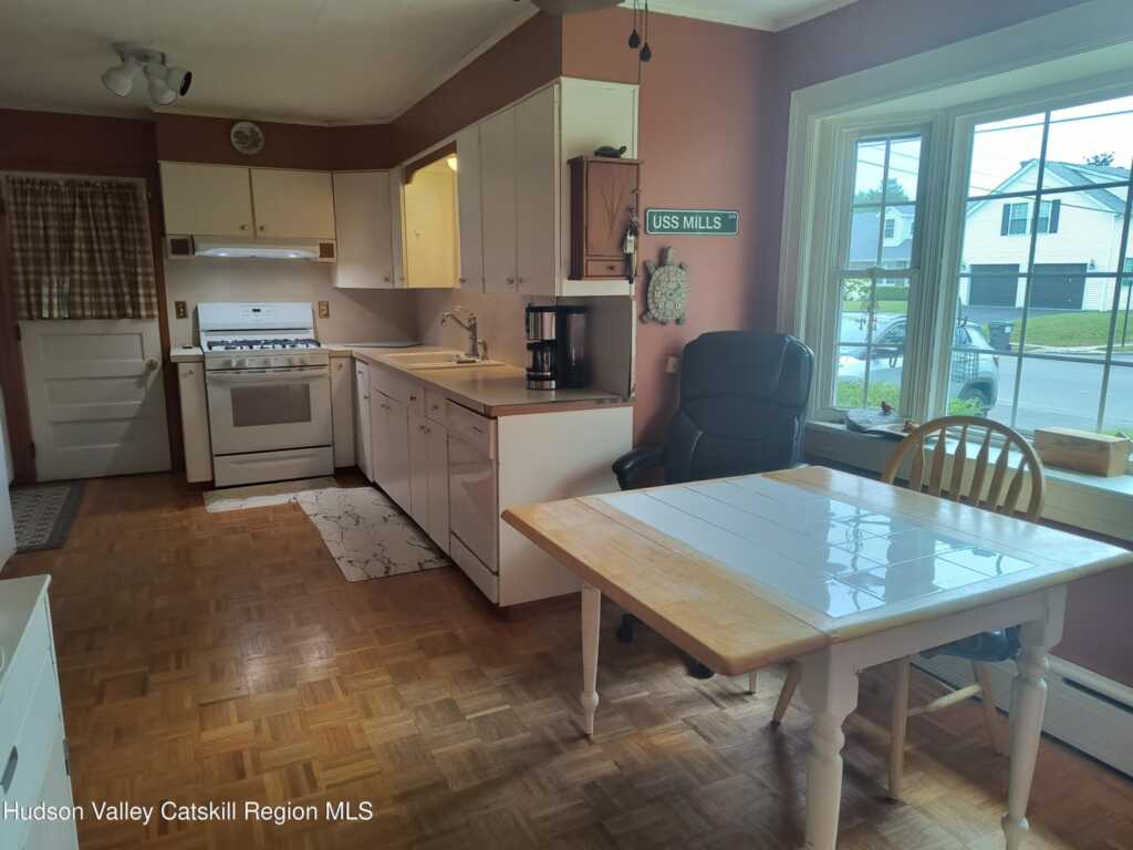 36 Finger Street, Saugerties, NY 12477 - Photo 11 of 25