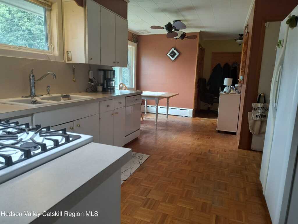 36 Finger Street, Saugerties, NY 12477 - Photo 8 of 25
