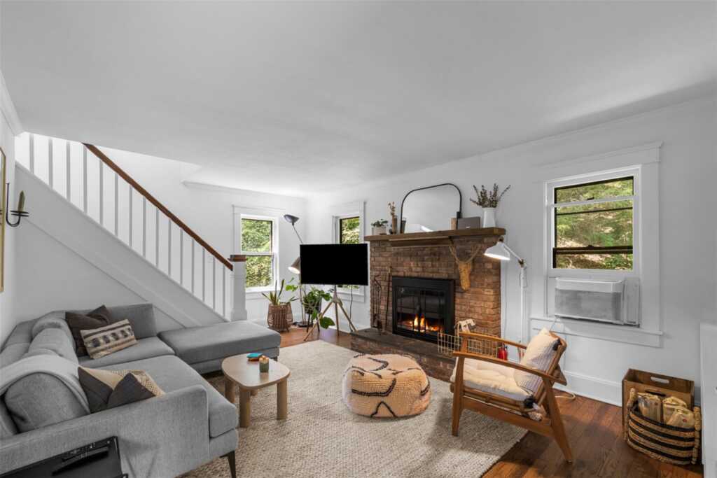 1025 Sawkill Road, Kingston, NY 12401 - Photo 5 of 27
