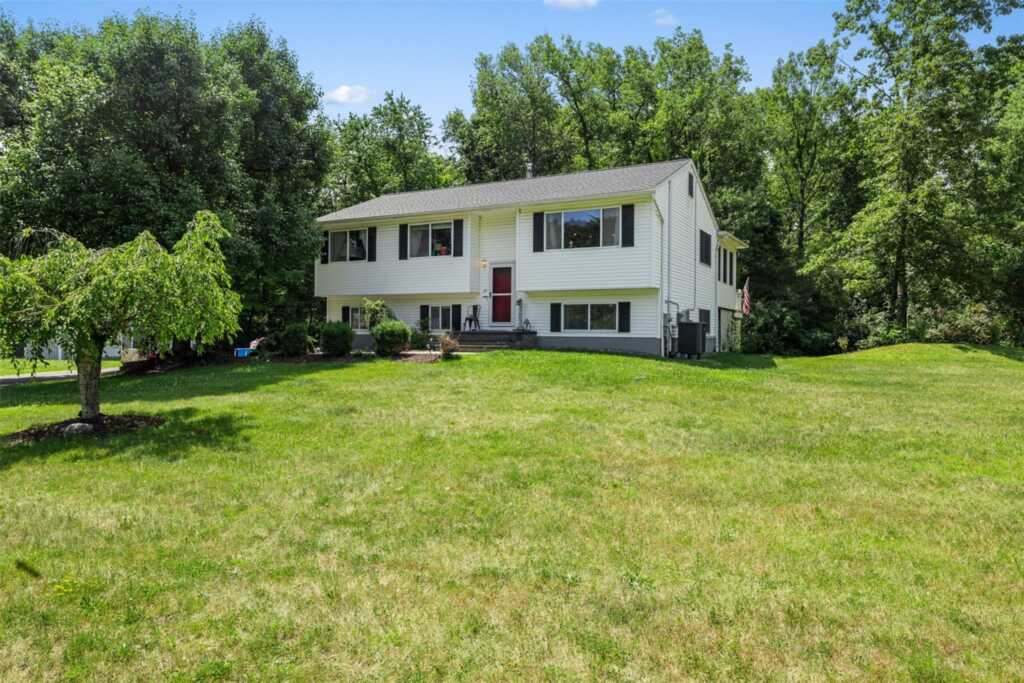 25 Terbar Loop, New Paltz, NY 12561 - Photo 2 of 32