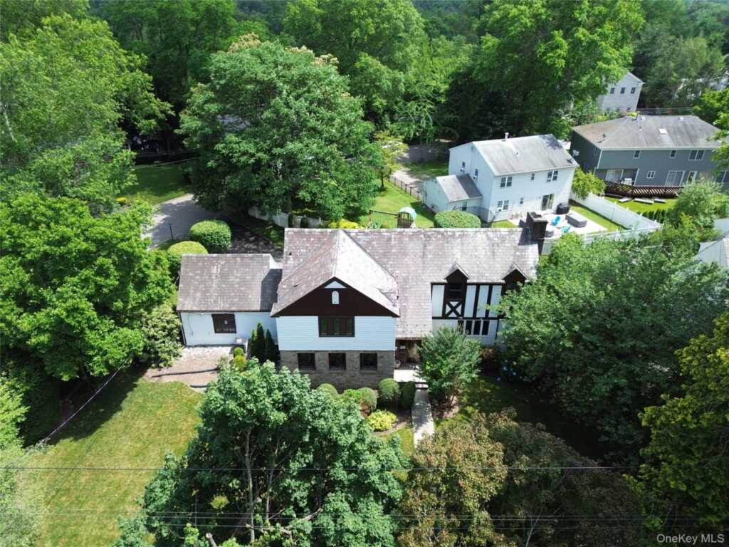 75 Lord Kitchener Road, New Rochelle, NY 10804 - Photo 43 of 47