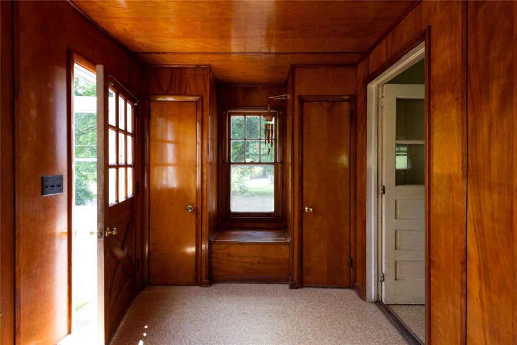 77 Old Post Road, Rhinebeck, NY 12572 - Photo 6 of 28