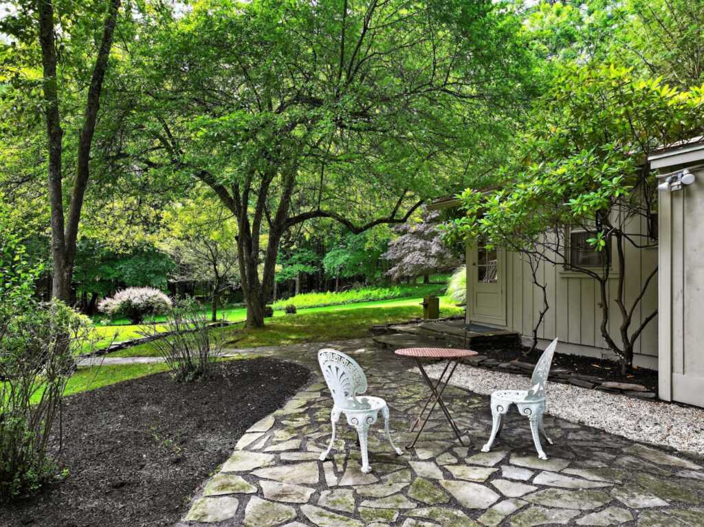 27 Old Wagon Road, Woodstock, NY 12498 - Photo 16 of 40
